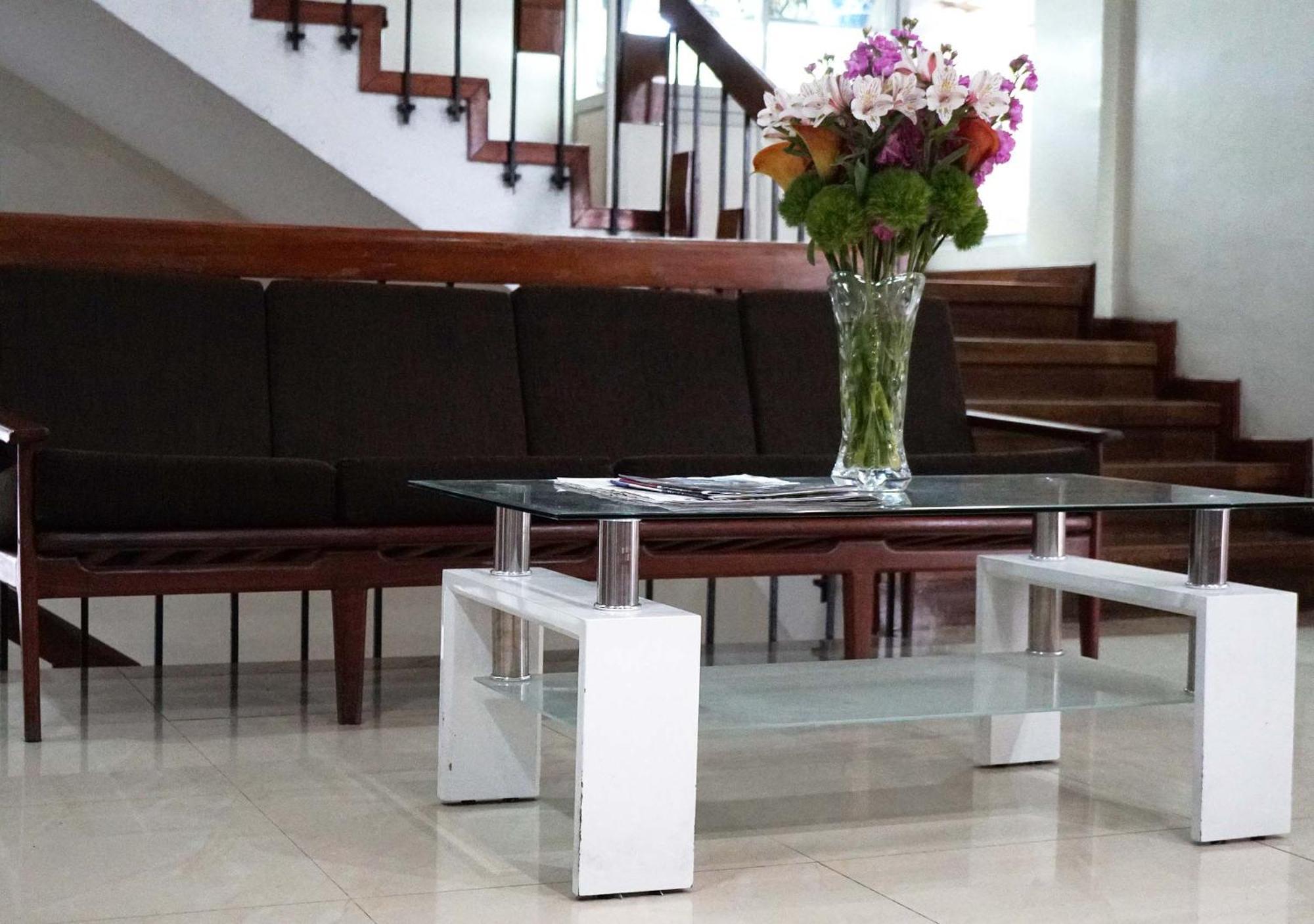 Hotel Lottus Quito Extérieur photo