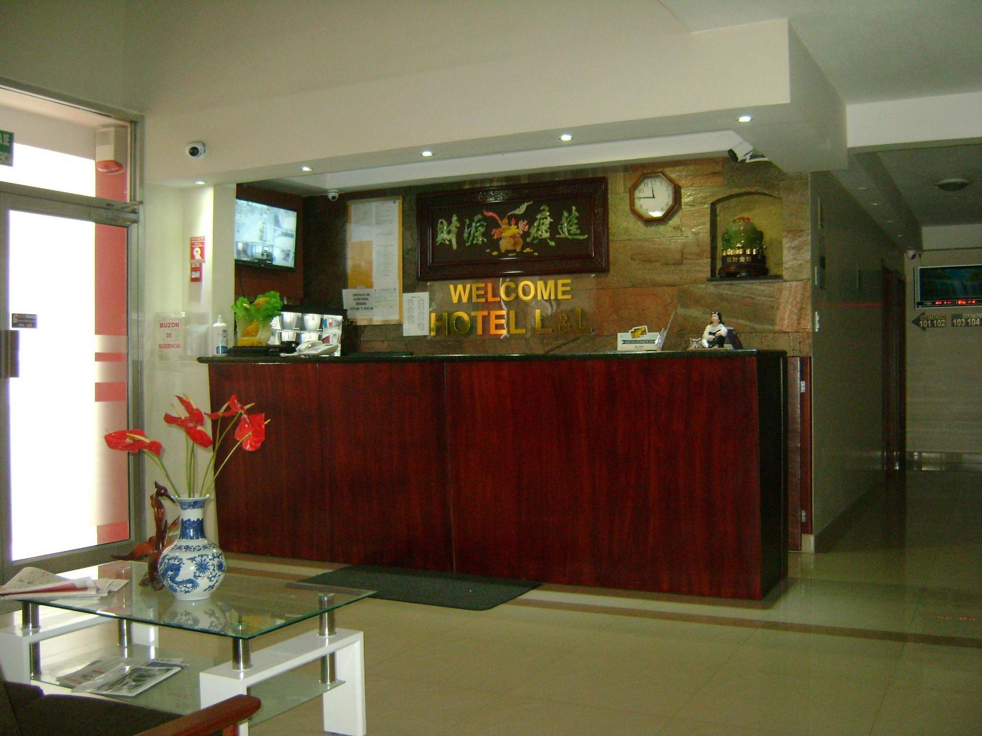 Hotel Lottus Quito Extérieur photo