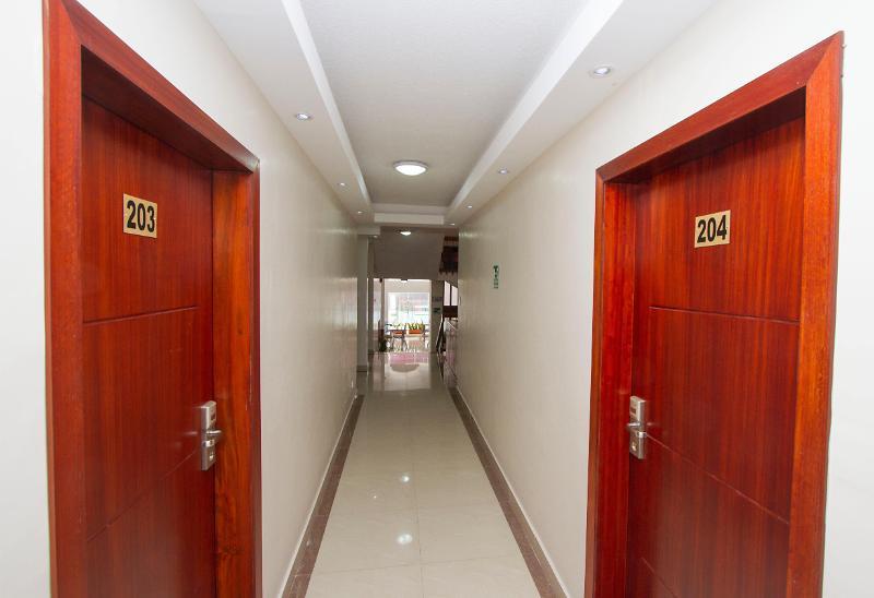 Hotel Lottus Quito Extérieur photo